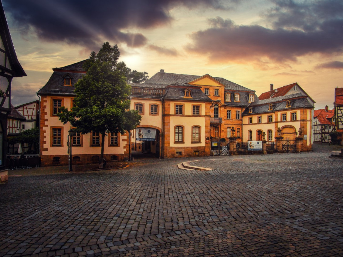 Dem Hohhaus am Berliner Platz in Lauterbach wird sich Bogner widmen