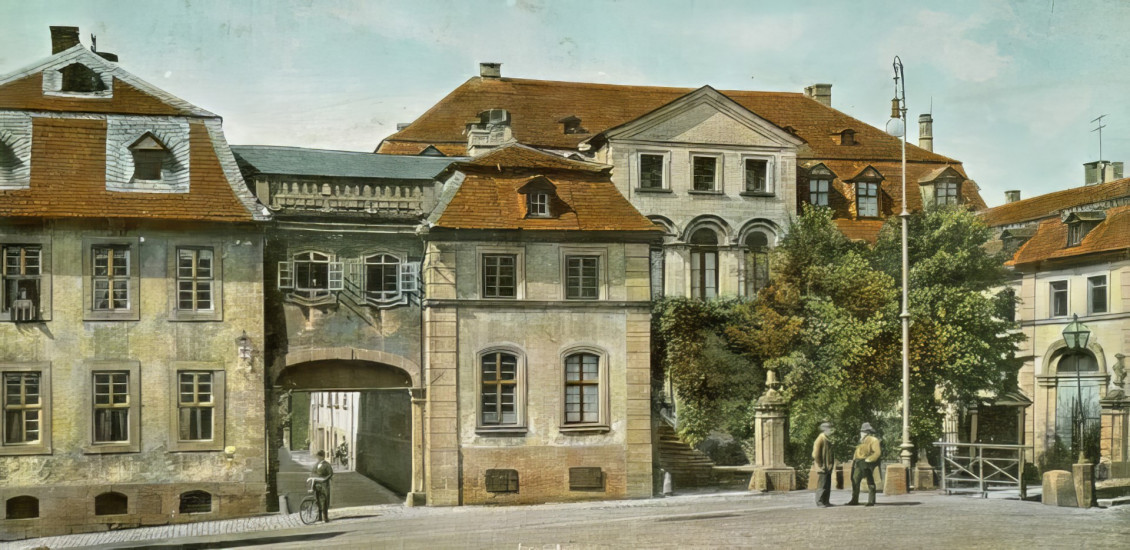 Historische Postkarte mit Winterfenstern